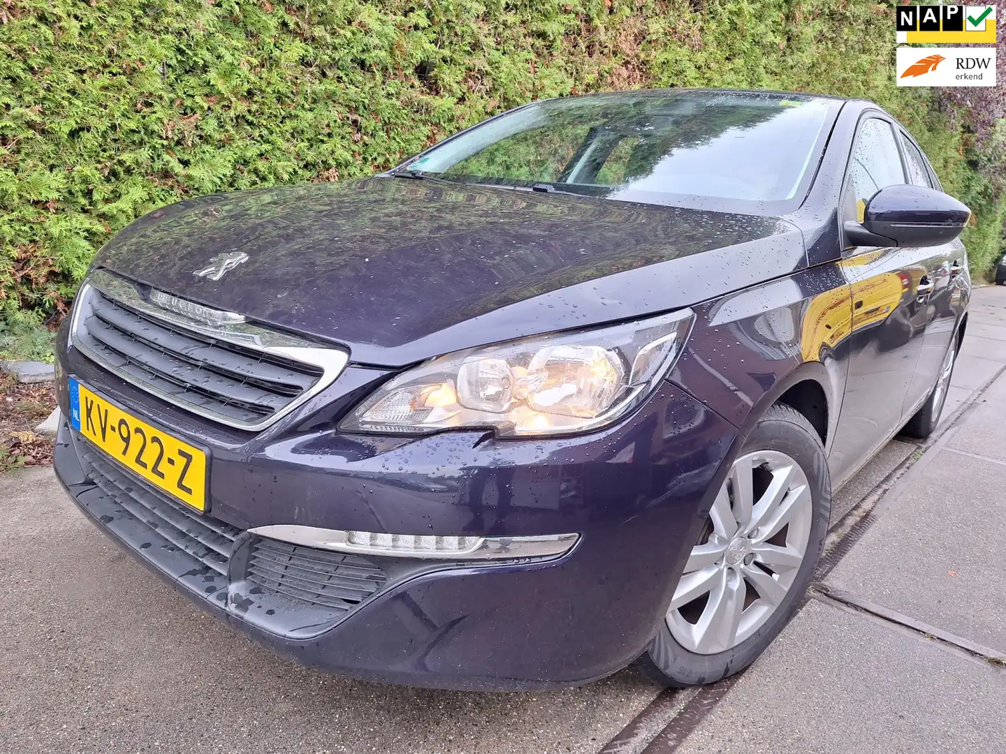 Peugeot 308 SW 1.2 PureTech Blue Lease Blauw - 1