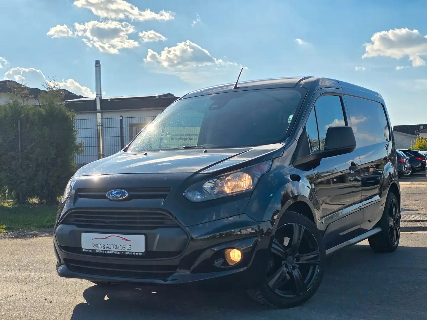 Ford Transit Connect Schwarz - 1
