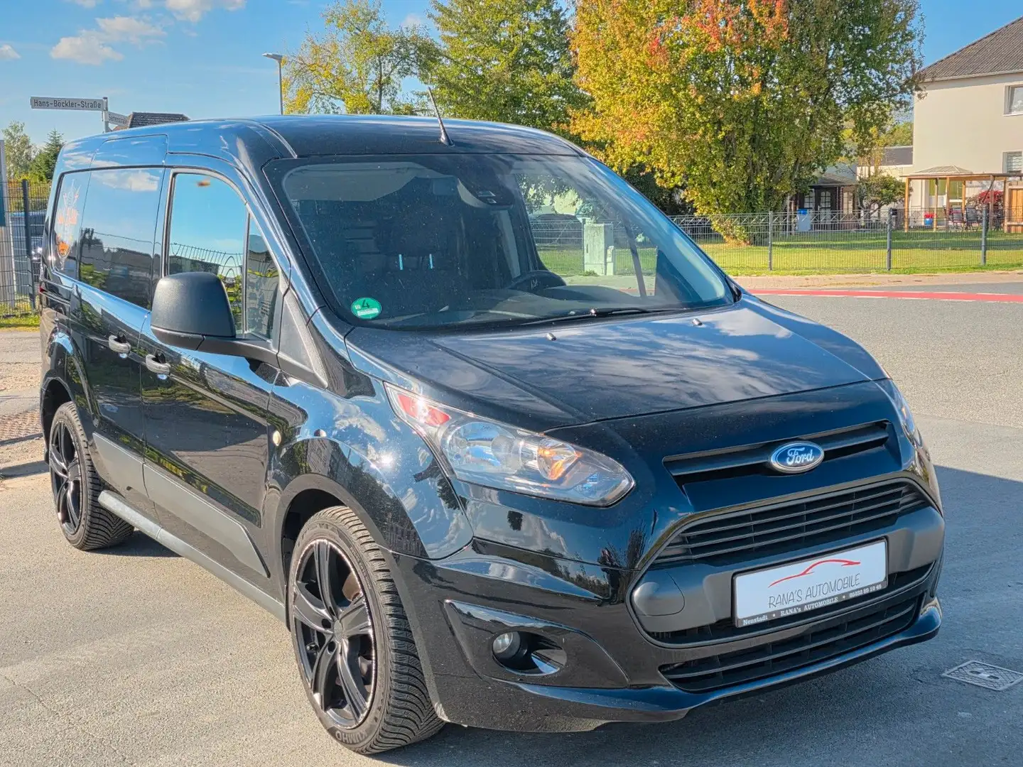 Ford Transit Connect Schwarz - 2