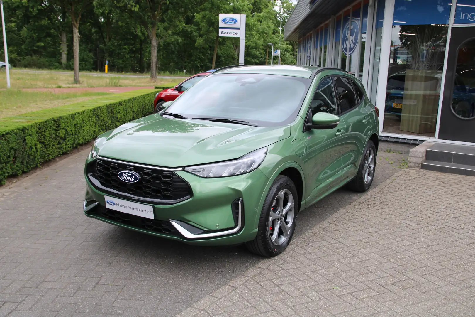 Ford Kuga 2.5 PHEV 243 PK ST-Line X Automaat WINTER PACK | A Groen - 1