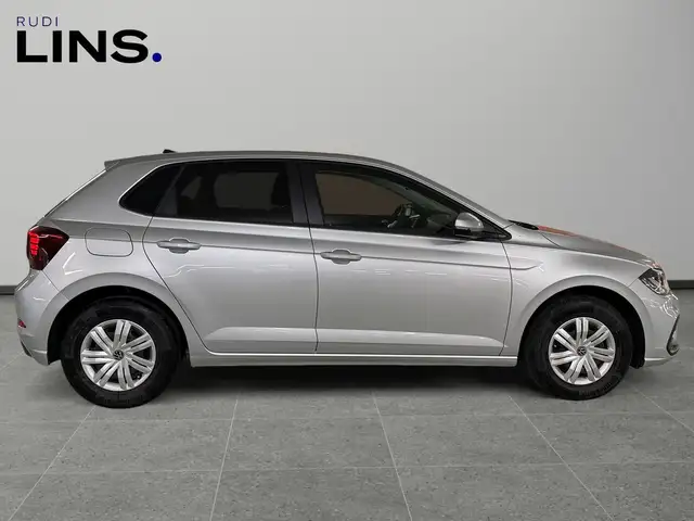 Volkswagen Polo view 6