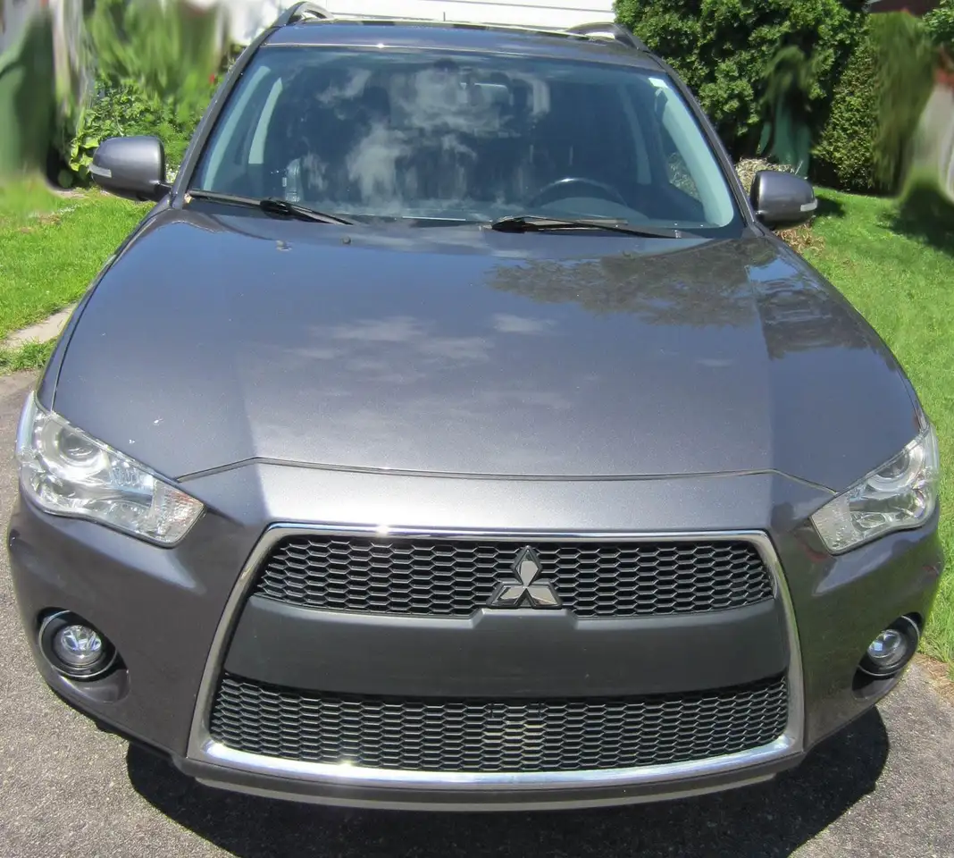Mitsubishi Outlander снимка Mitsubishi Outlander