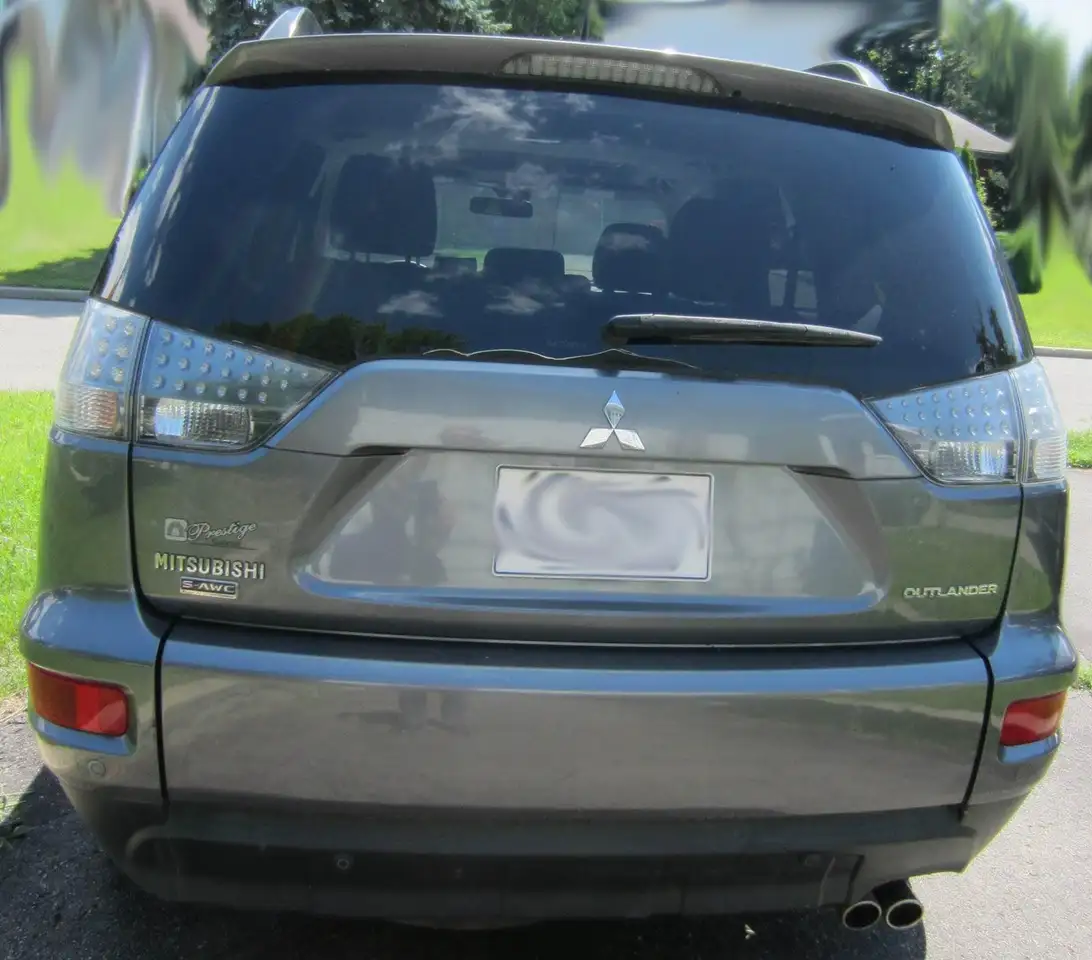 Mitsubishi Outlander снимка Mitsubishi Outlander