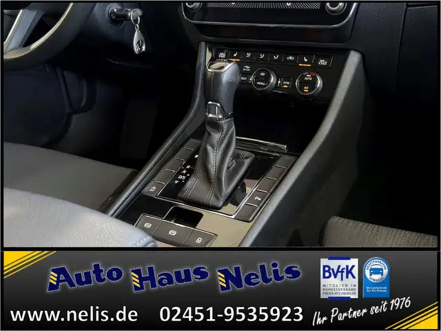 Skoda Superb view 15