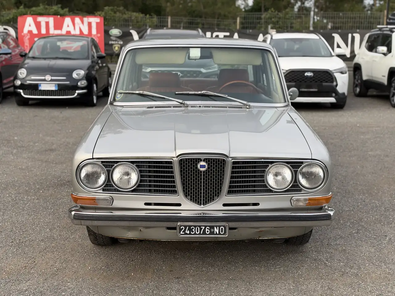 Lancia Flavia 2000, foto 2