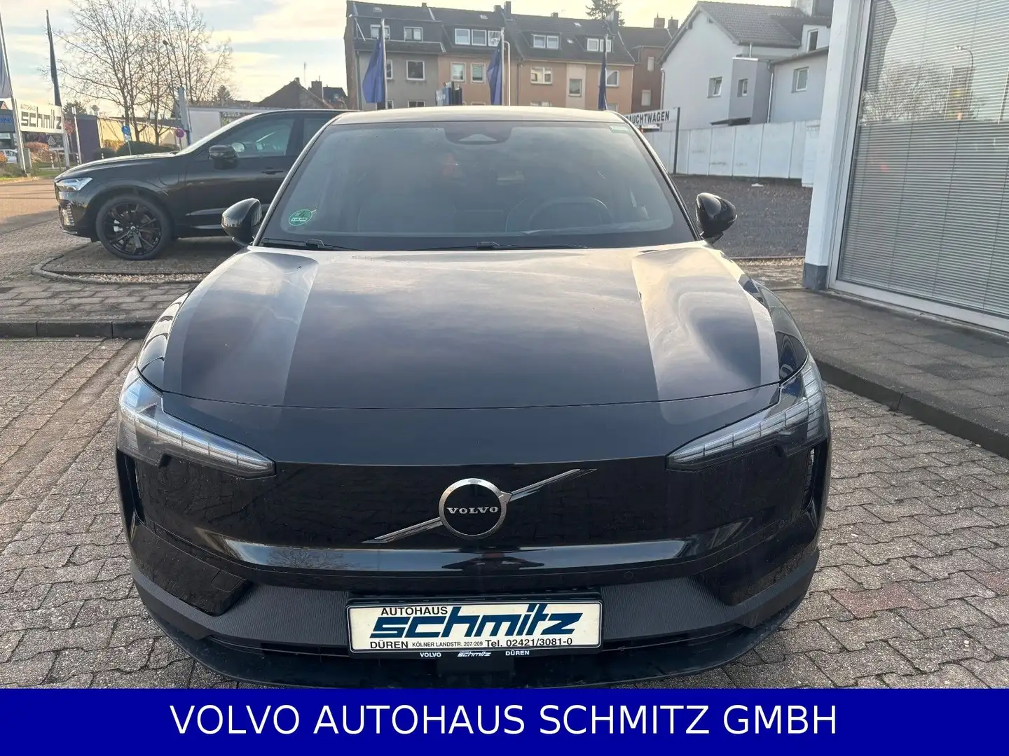 Volvo EX30 Plus AWD TWIN Pure Electric Dienstwagen Noir - 2
