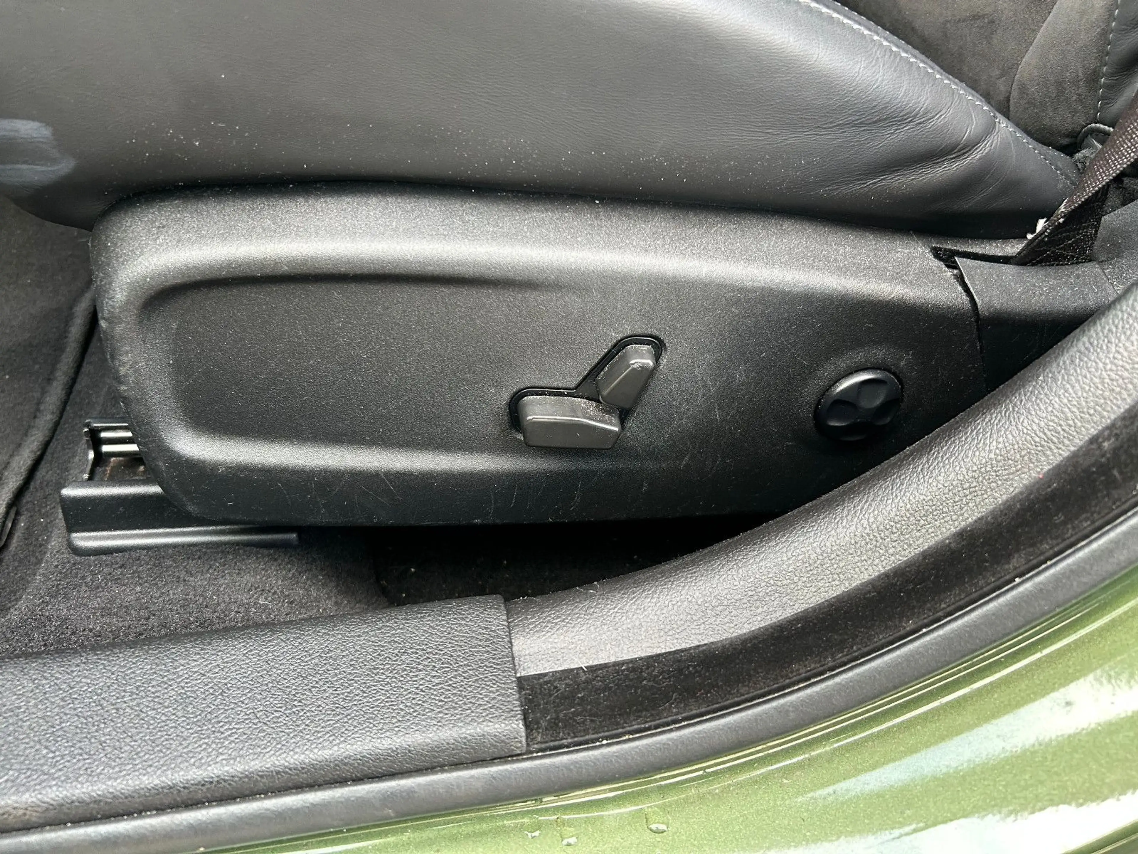 Dodge Charger 5.7L R/T Blacktop *SCHIEBEDACH*TEMP*20" — photo 20
