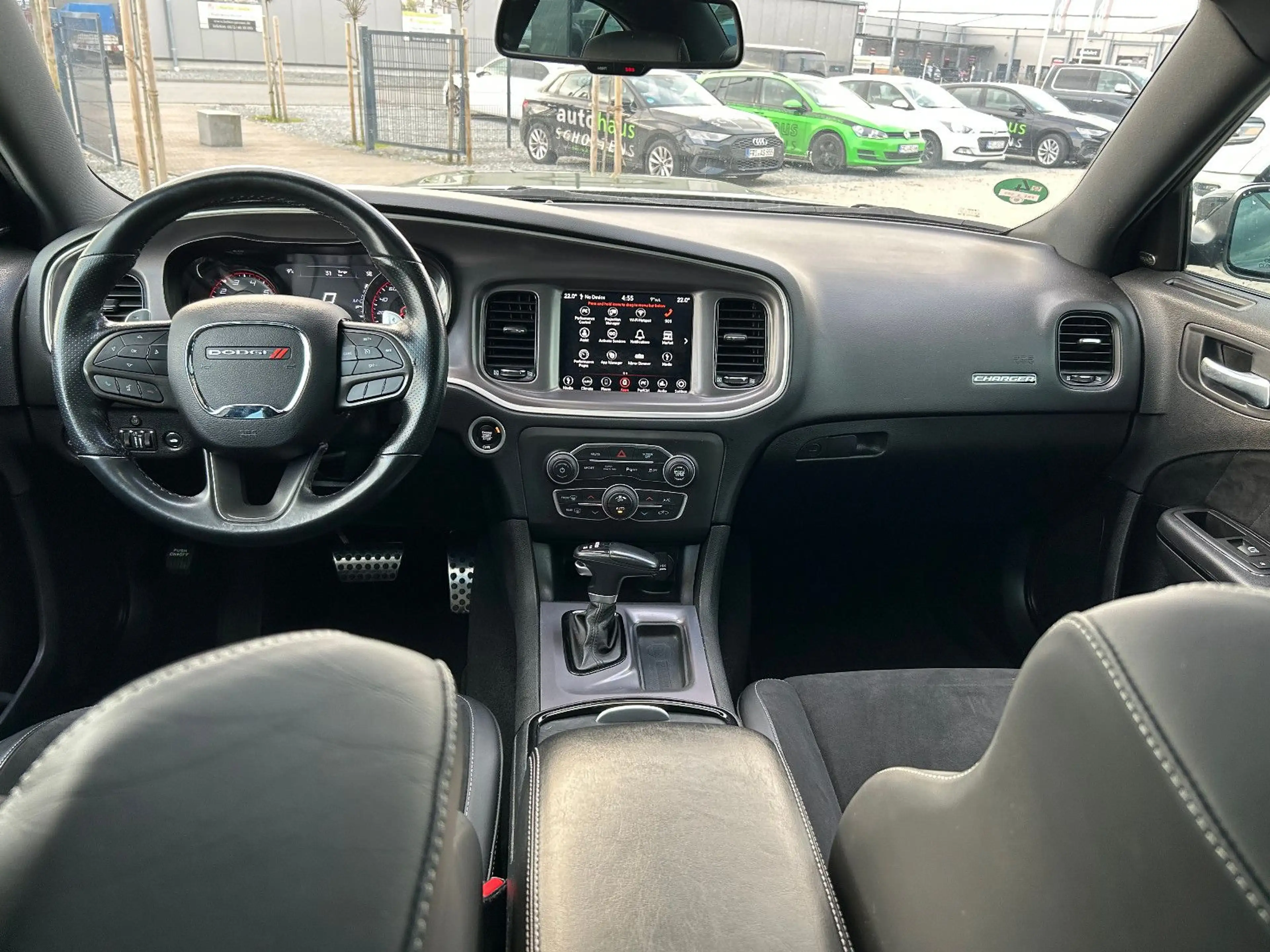 Dodge Charger 5.7L R/T Blacktop *SCHIEBEDACH*TEMP*20" — photo 11