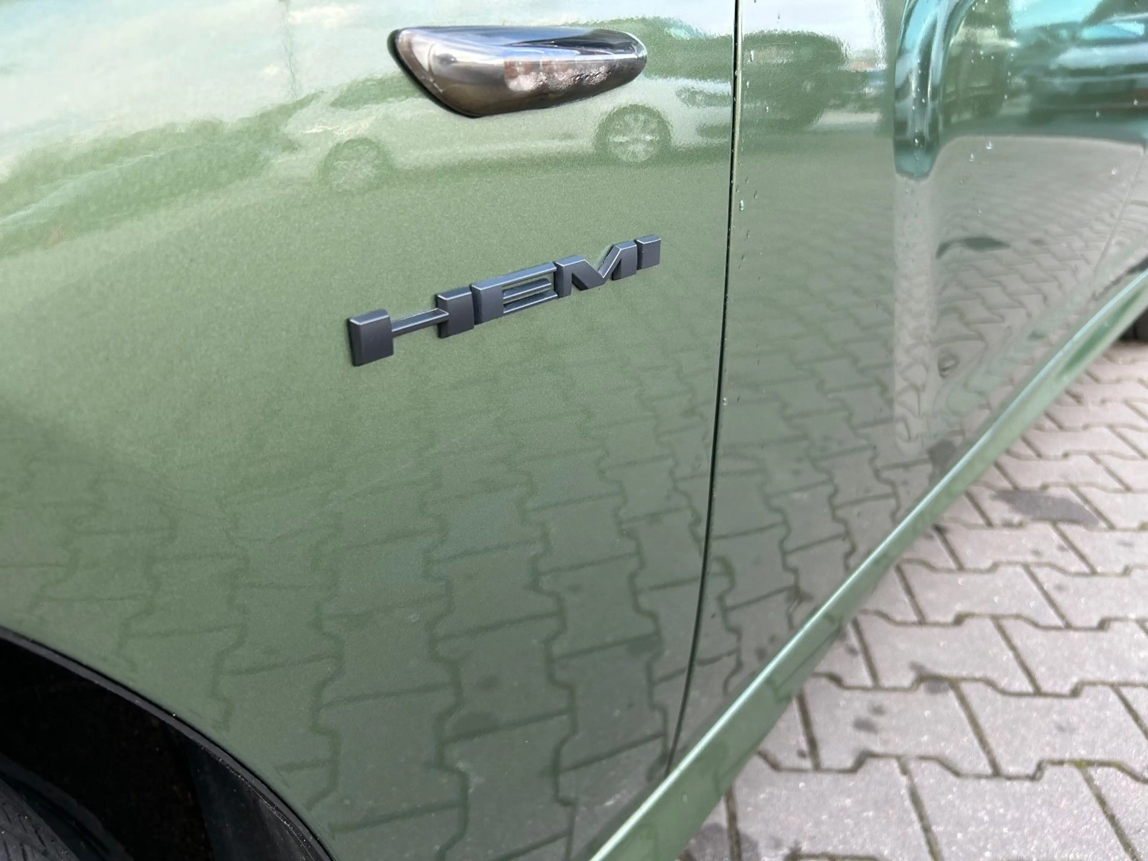 Dodge Charger 5.7L R/T Blacktop *SCHIEBEDACH*TEMP*20" — photo 22