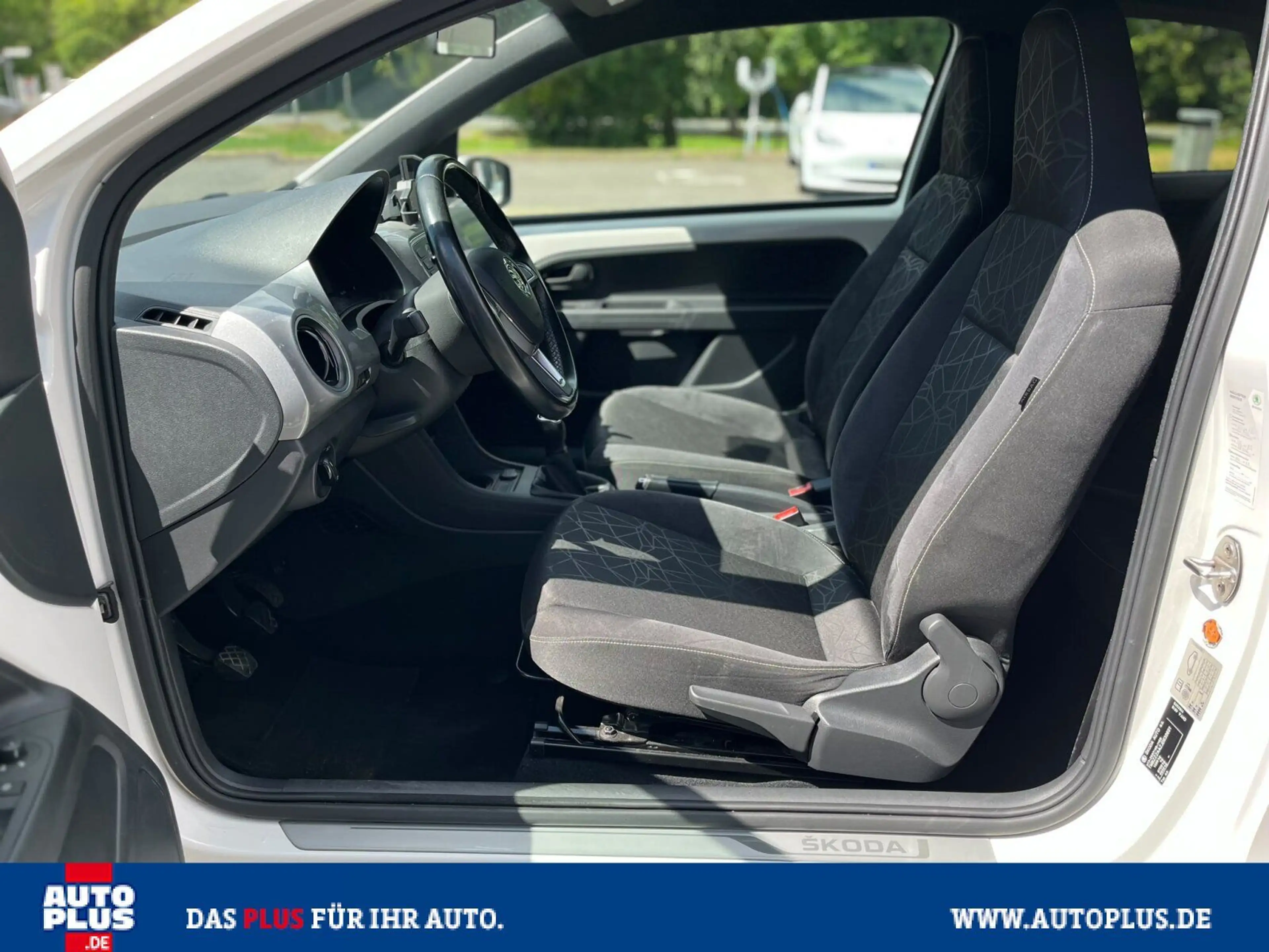 Skoda Citigo 1.0 MPI Clever SITZHEIZUNG+PDC+ALLWETTER — photo 13