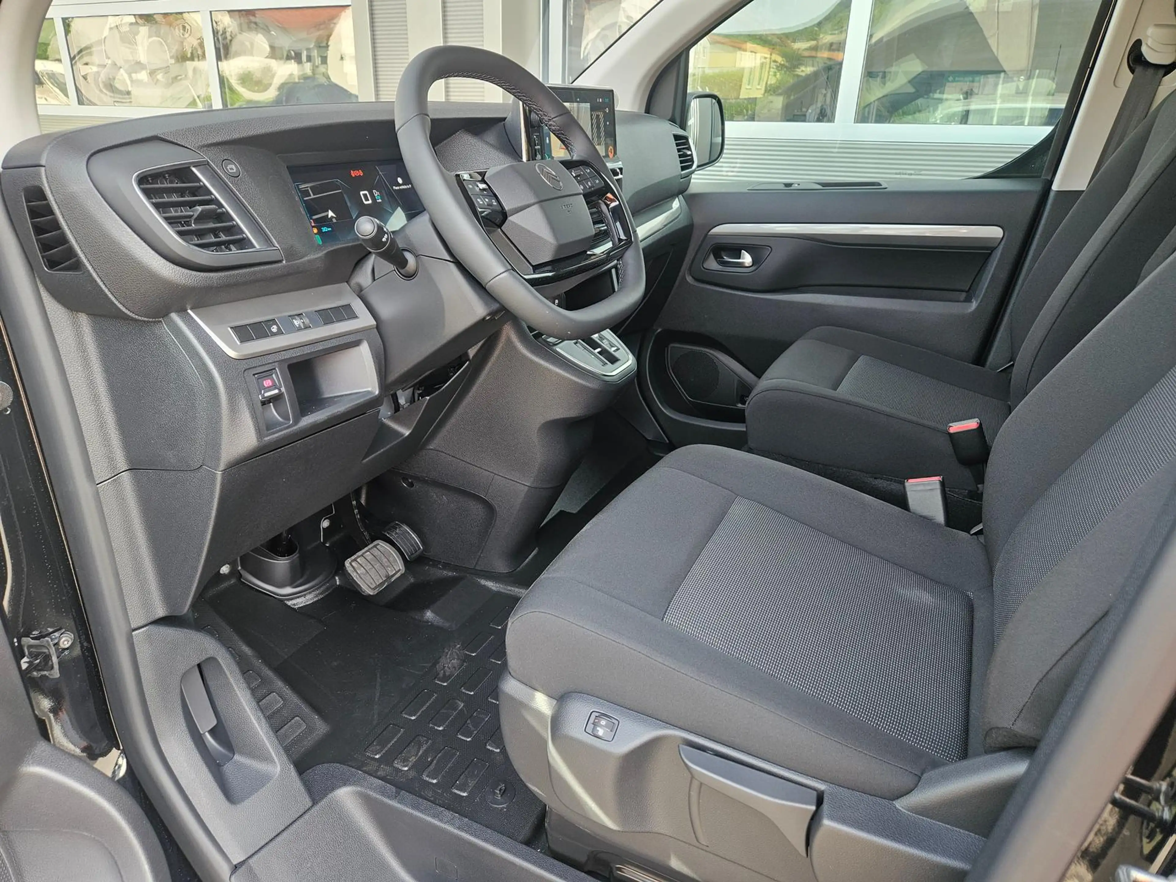 Citroen Spacetourer Plus XL B-HDi 180 *8-Sitzer*AHK*SHZ*Kamera* — photo 8