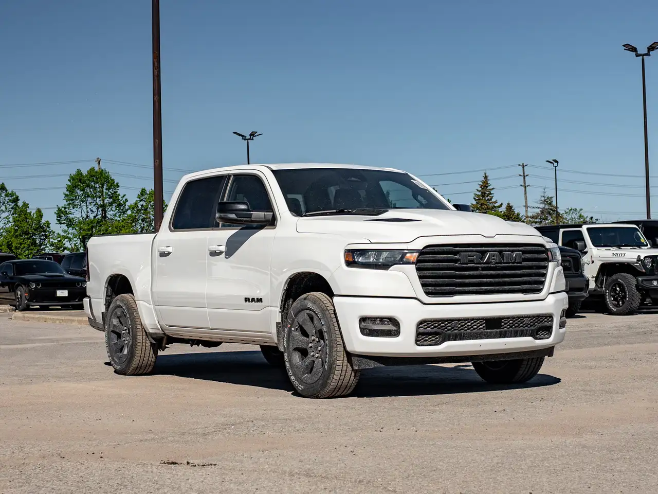 RAM 1500 снимка RAM 1500
