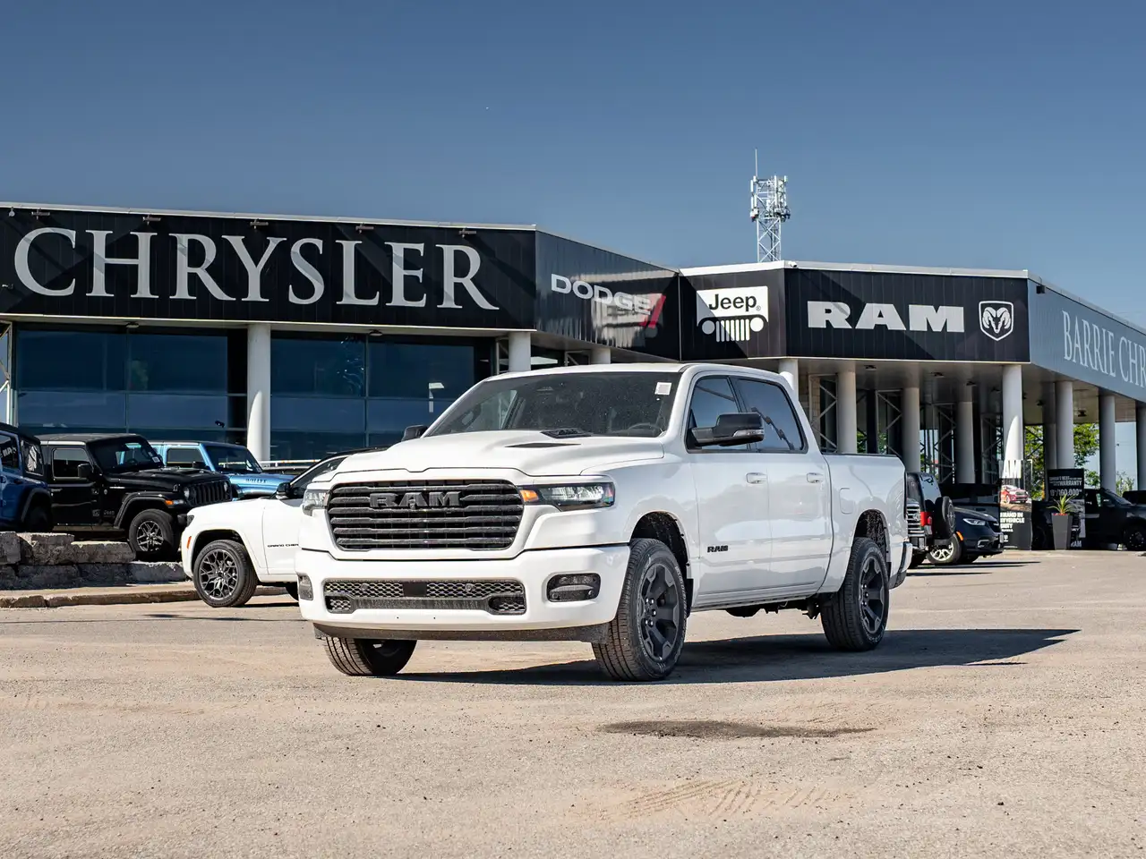 RAM 1500 снимка RAM 1500