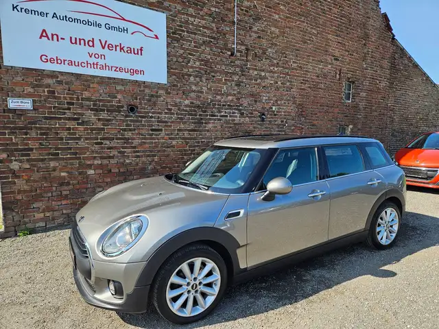 MINI One Clubman Pepper