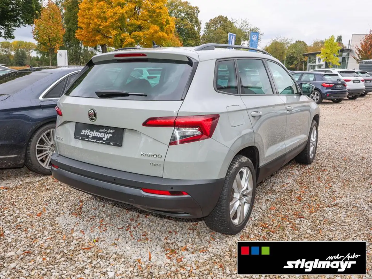 Skoda Karoq Style 1.5 TSI ACT 4x4 DSG +LED+NAVI+ACC Gris - 2