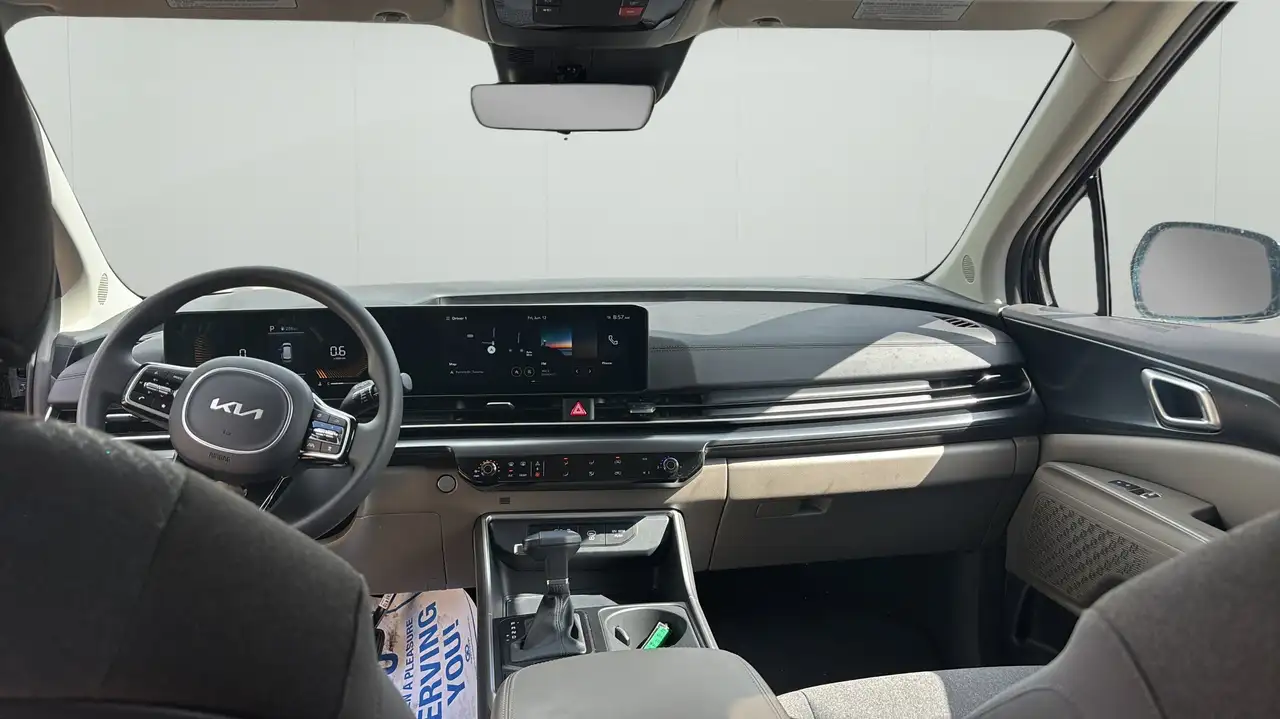Kia Carnival fotografie Kia Carnival