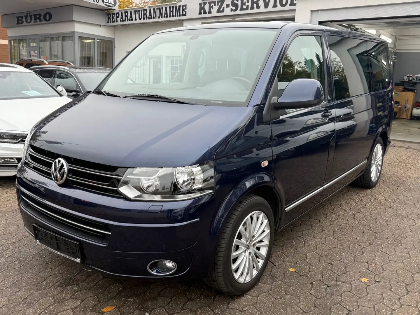 Volkswagen T5 Multivan *Navi*Ahk*7-Sitzer*Tisch Bleu - 1