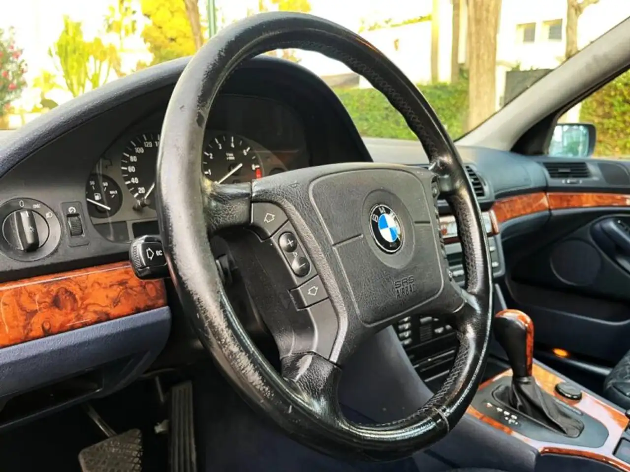 BMW 523iA, foto 11