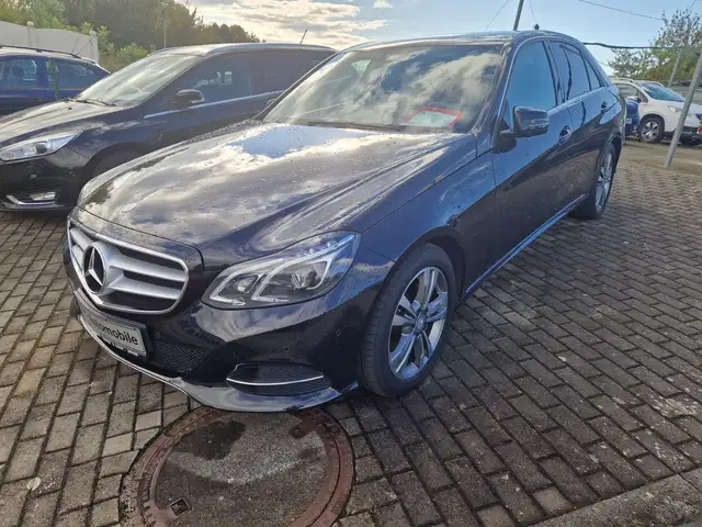 Mercedes-Benz E 220 BlueTEC-Matrix+Leder+Navi+LED+Kamera+SHZ+el. SDach