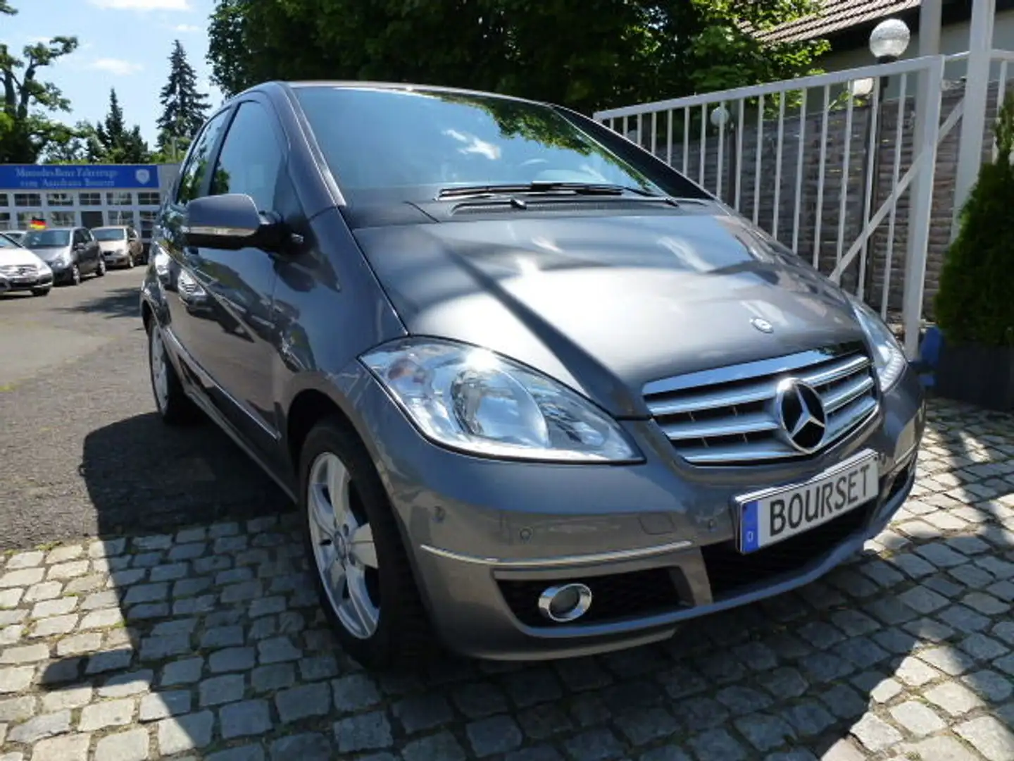 Mercedes-Benz A 160 AVANTGARDE Autom-Klima-59 TKM-Sitzheizung- Gris - 2