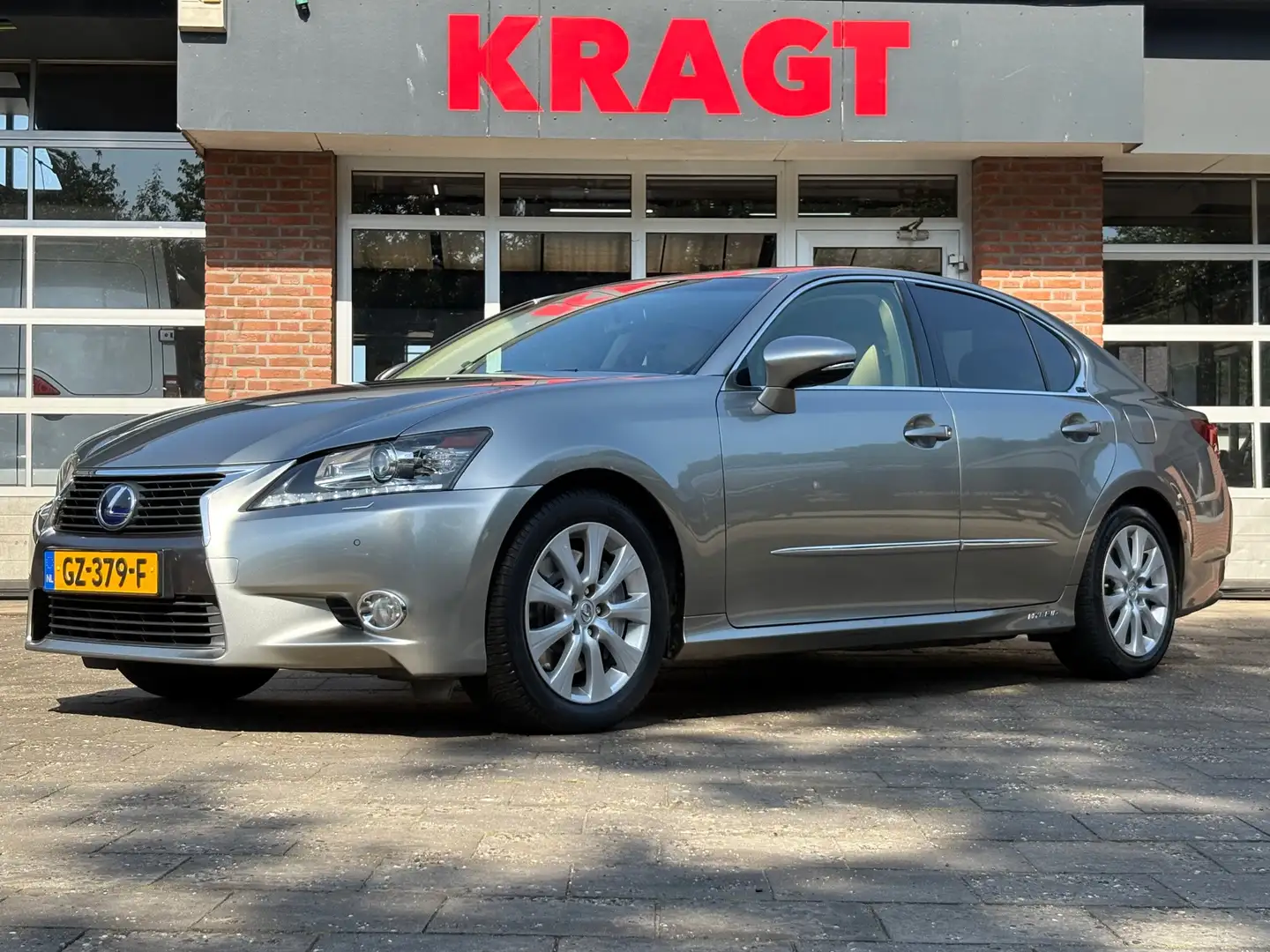 Lexus GS 300 Luxury Line 300h - LEDER - Memory - LED - Zeer com Grau - 1
