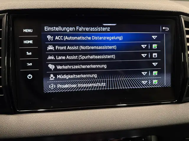 Skoda Karoq view 21