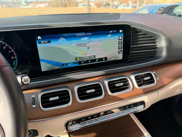 Mercedes-Benz Gle view 9
