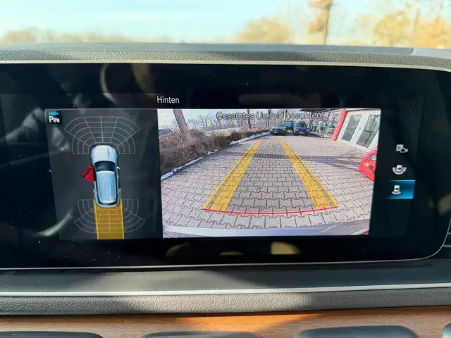 Mercedes-Benz Gle view 10