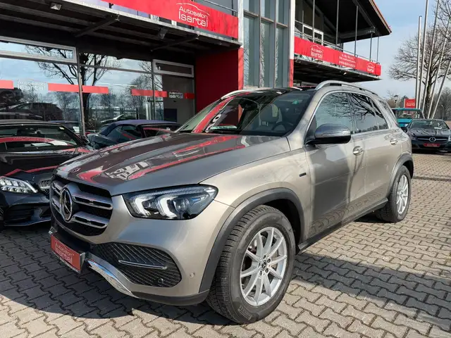 Mercedes-Benz Gle view 2