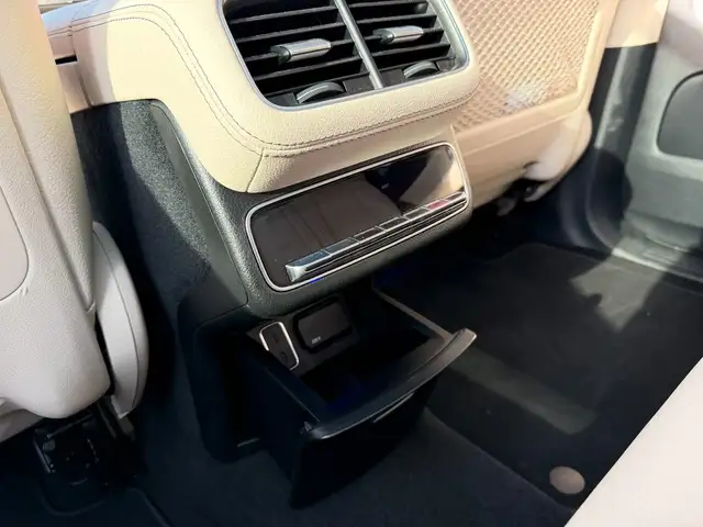 Mercedes-Benz Gle view 15
