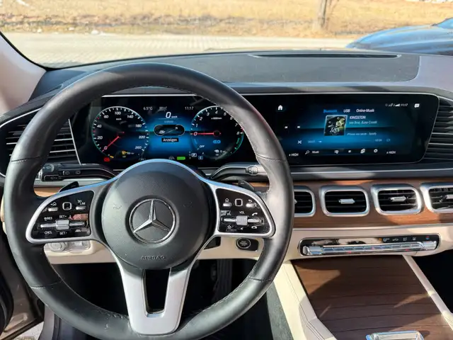 Mercedes-Benz Gle view 8