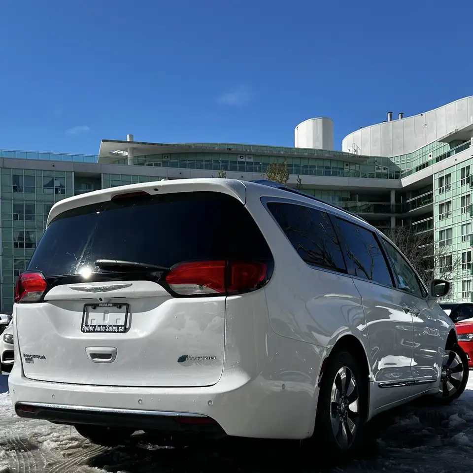 Chrysler Pacifica fotografie Chrysler Pacifica