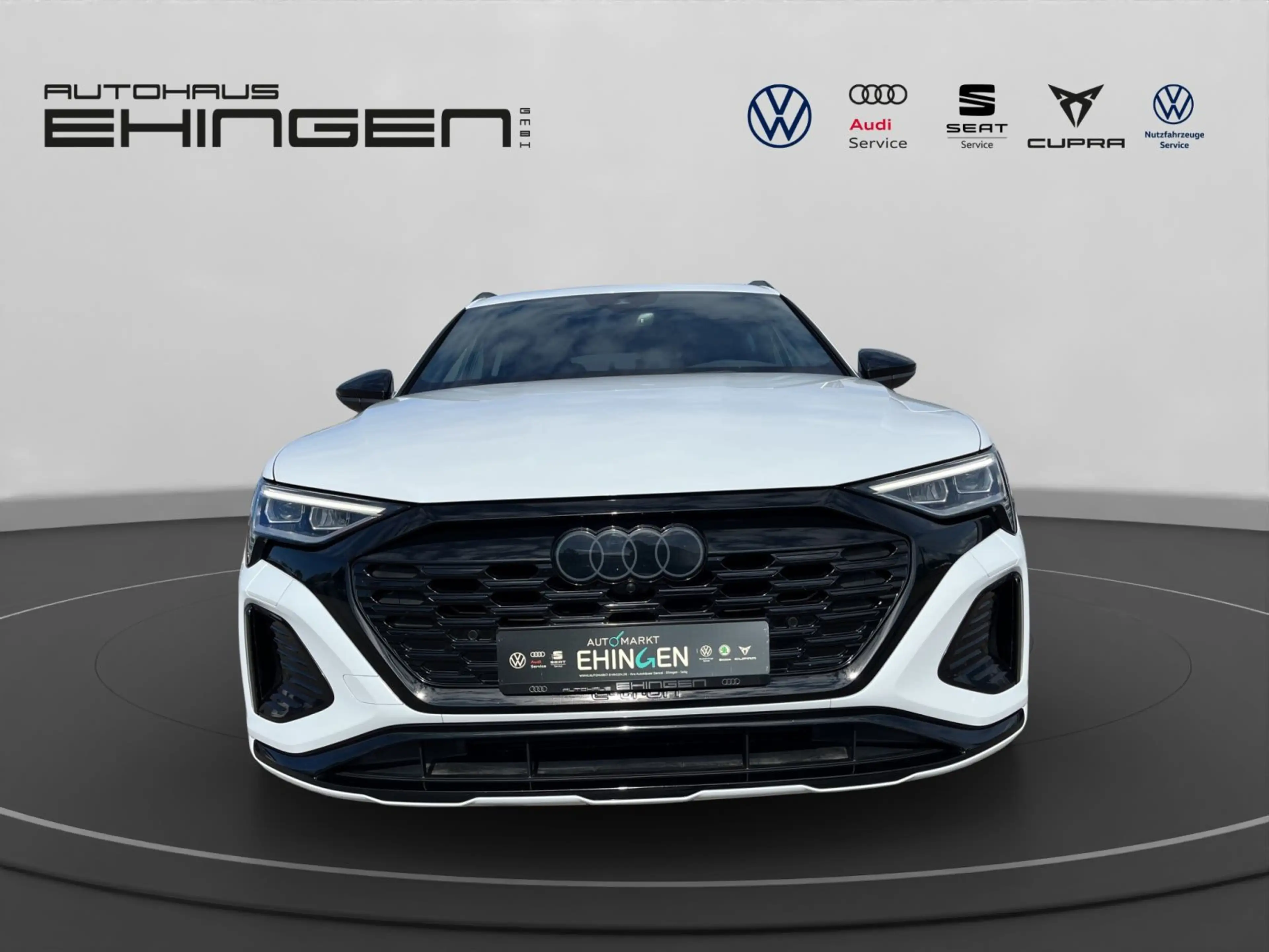 Audi Q8 e-tron Q8 e-tron Sportback S Line 300 Pano+AHK+Matrix+N — photo 2
