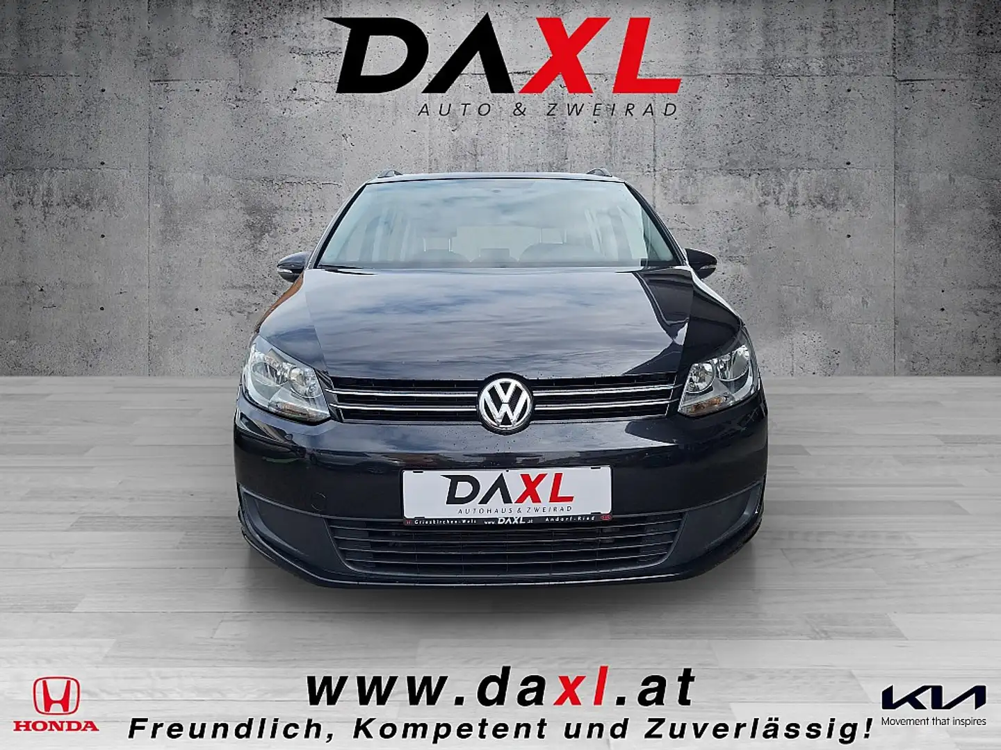 Volkswagen Touran Trendline 1,6 TDI DPF Zwart - 2
