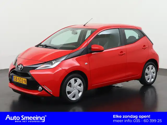 Toyota Aygo 1.0 VVT-i x-play Automaat | Camera | Zondag Open!