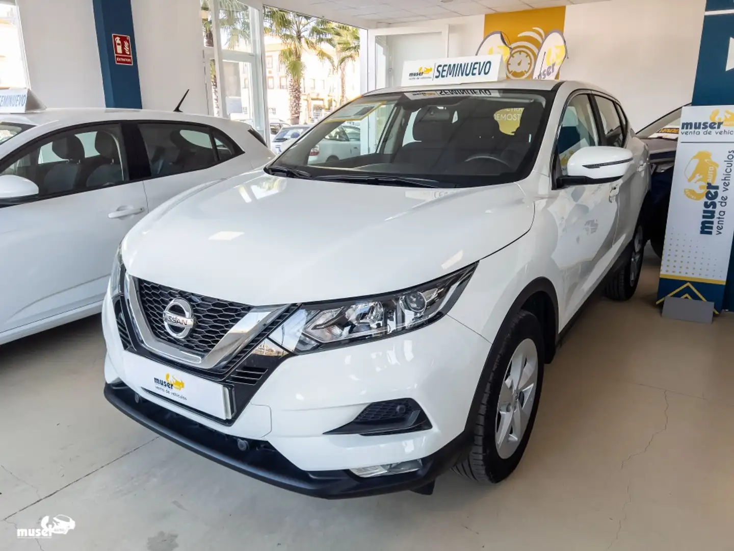 Nissan Qashqai 1.5dCi Acenta 4x2 85kW Blanco - 1