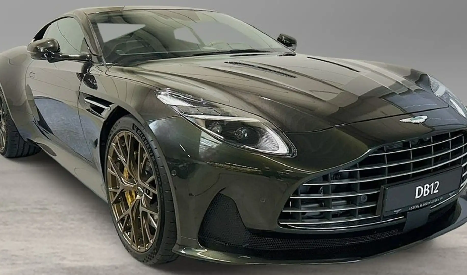 Aston Martin DB12 4.0 V8 Verde - 1