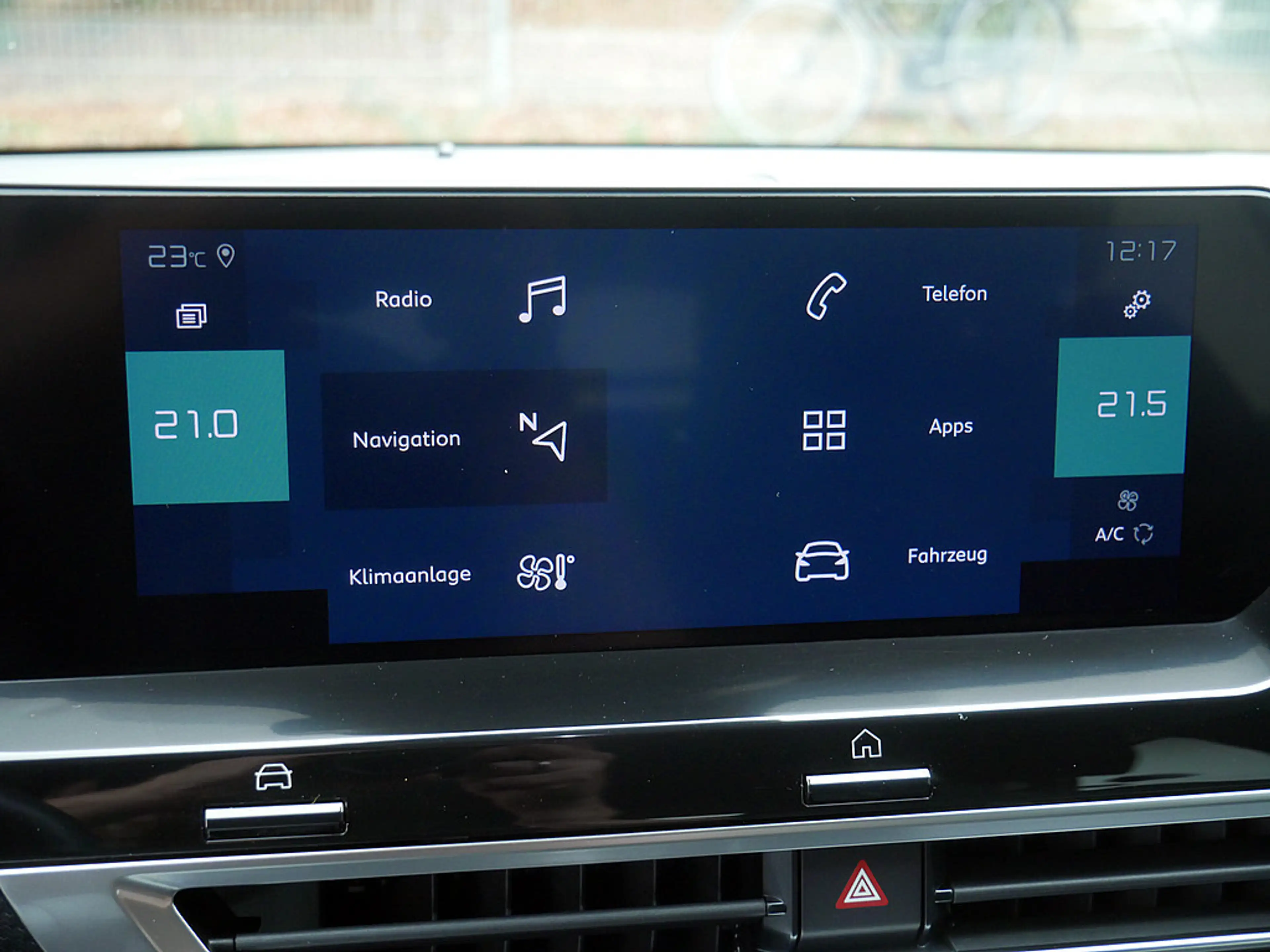 Citroen E-C4 Electric — photo 15