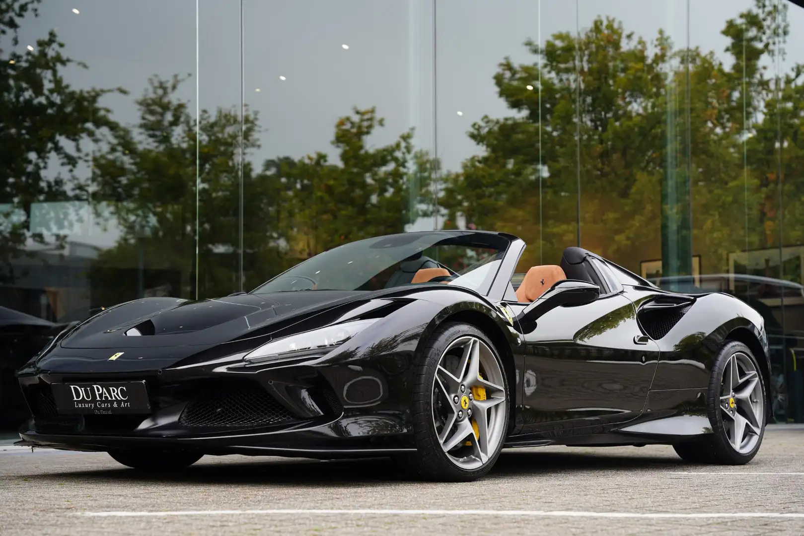 Ferrari F8 Spider 3.9 V8 HELE Cuoio Interior 18 D.Km Zwart - 1