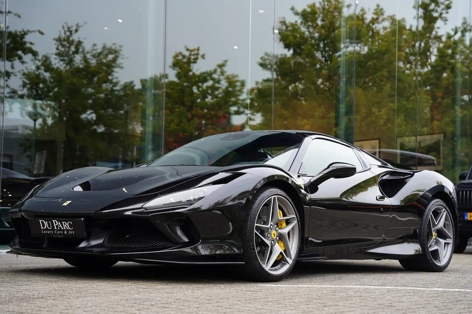 Ferrari F8 Spider 3.9 V8 HELE Cuoio Interior 18 D.Km Zwart - 2