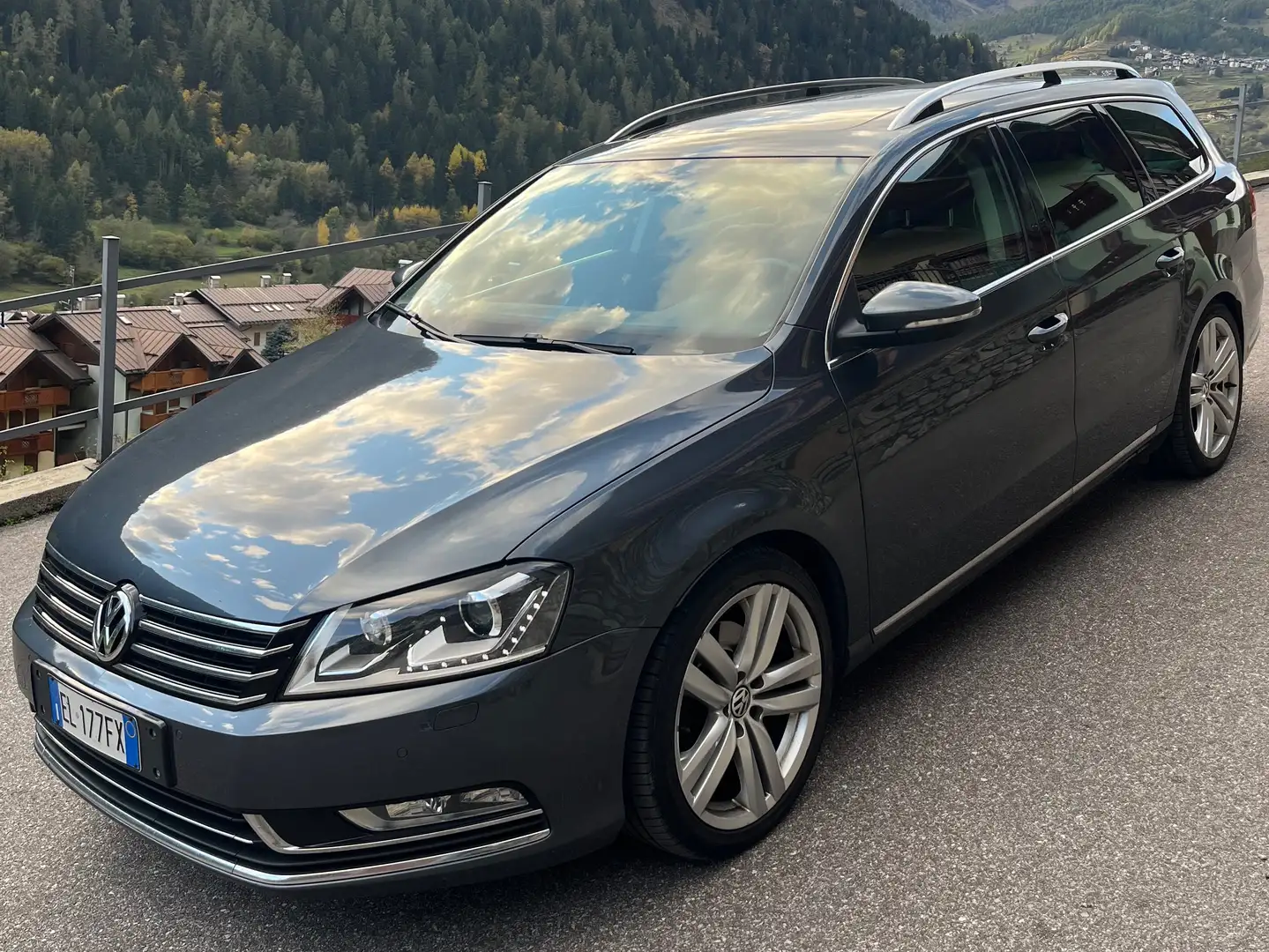 Volkswagen Passat Variant Passat Variant 2.0 tdi Highline 4motion 170cv dsg Grijs - 1
