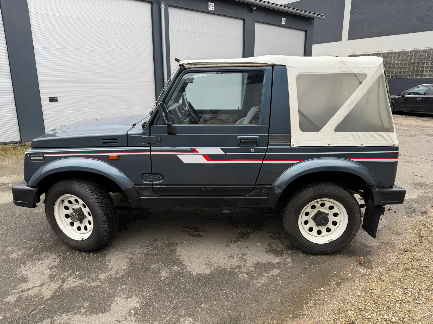 Suzuki SJ 413 Samurai 1,3L 4x4 Benzin Cabrio Softtop wenig Rost Blau - 2