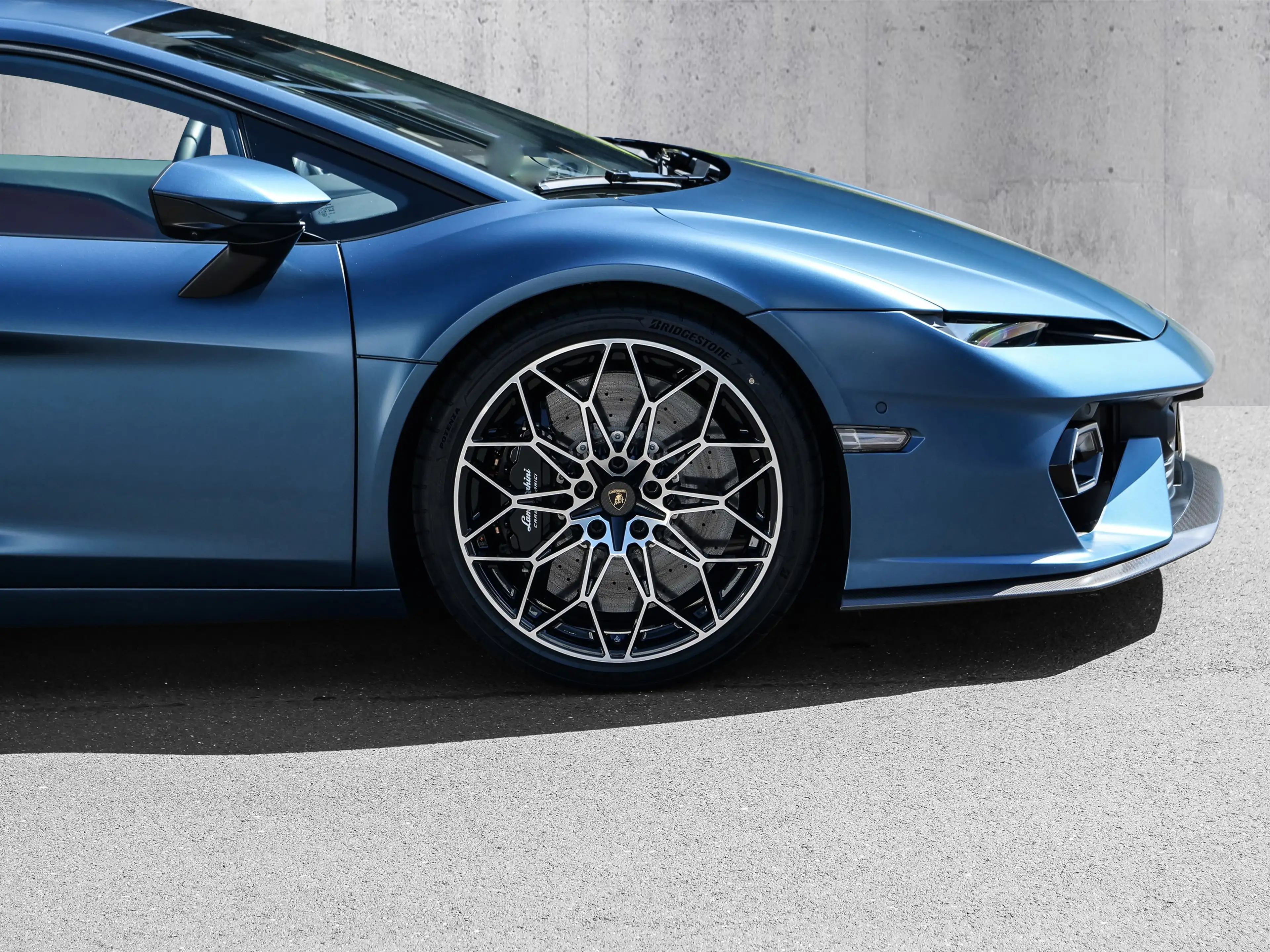 Lamborghini Temerario Blu Marinus Matt — photo 9