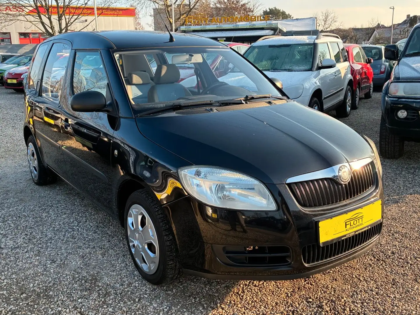 Skoda Roomster Basis *Klima*ALLWR* TÜV Neu Schwarz - 2
