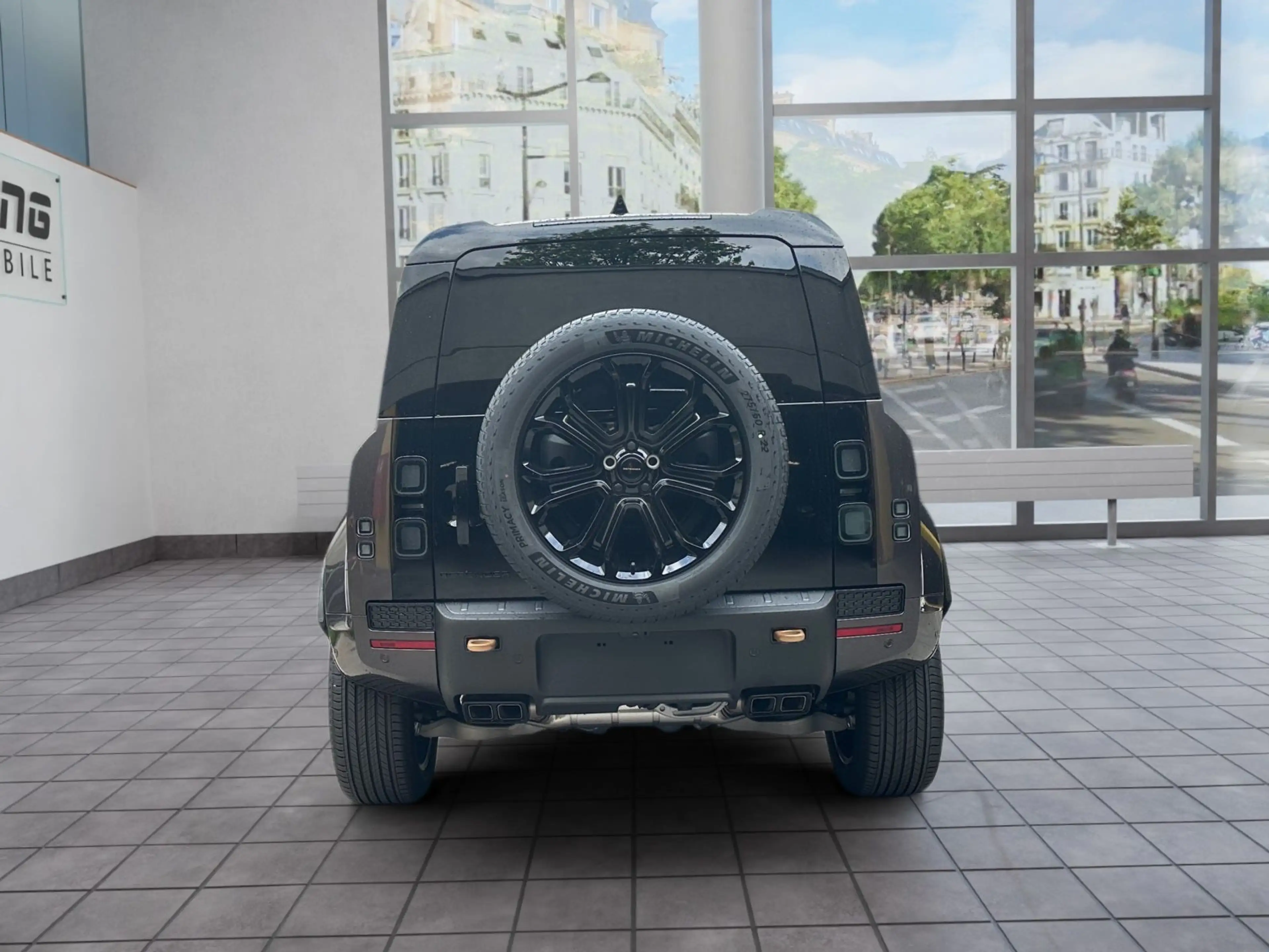 Land Rover Defender 4.4 P635 OCTA/gr-sw/HUD/Pan/Mtrx/22 — photo 6