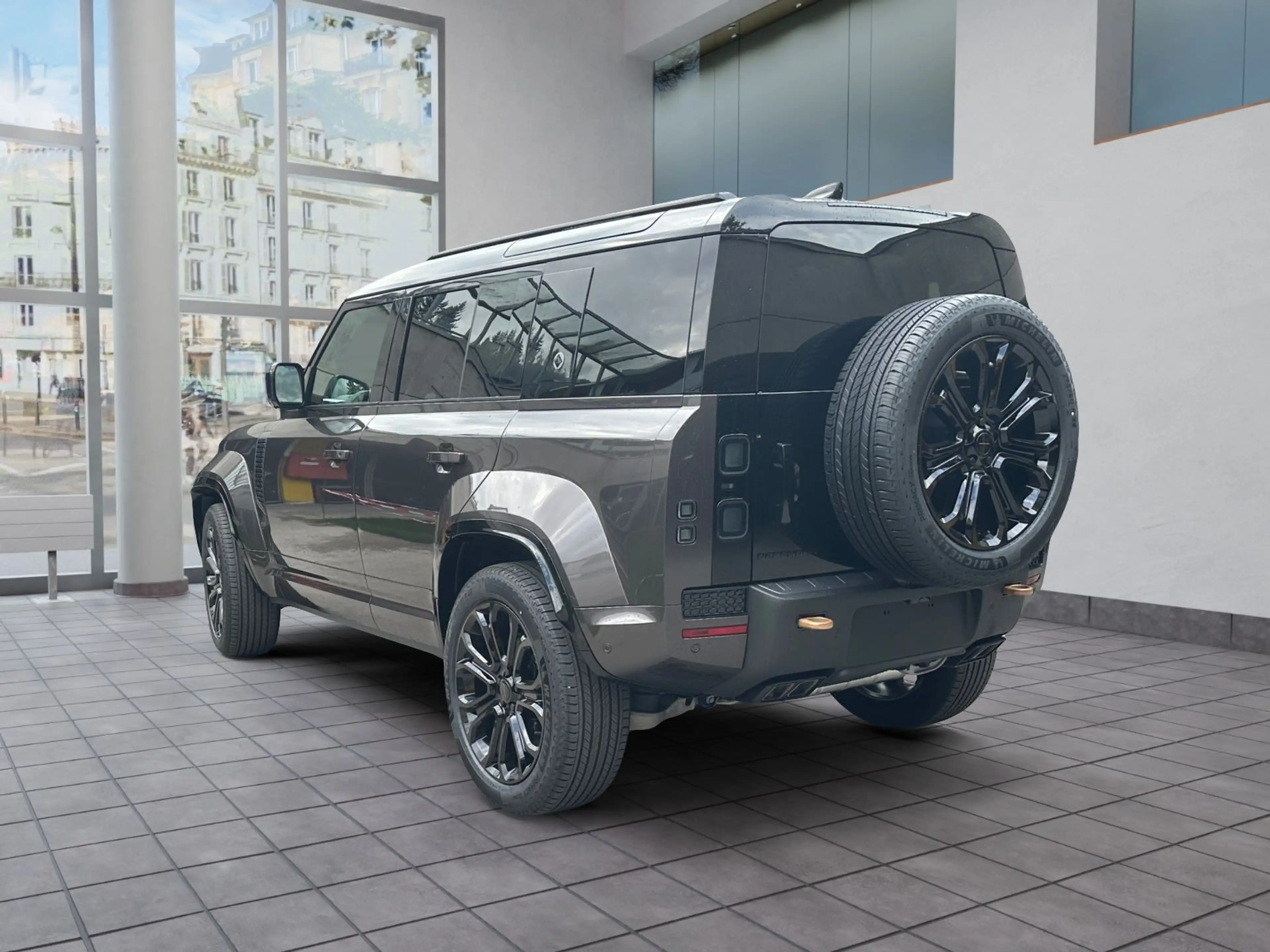 Land Rover Defender 4.4 P635 OCTA/gr-sw/HUD/Pan/Mtrx/22 — photo 4