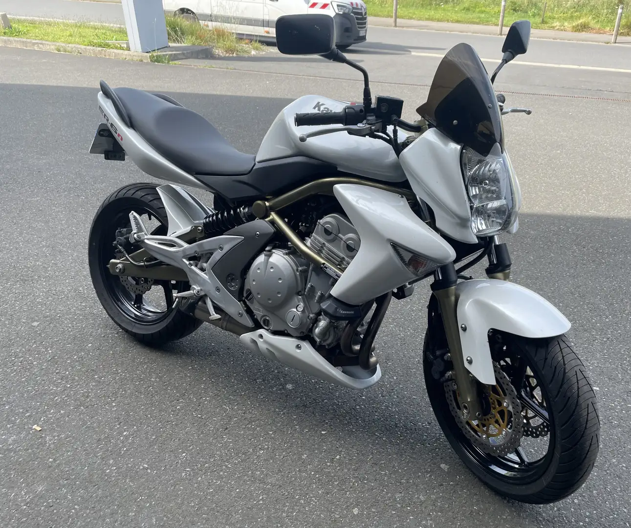 Kawasaki Blanc - 1