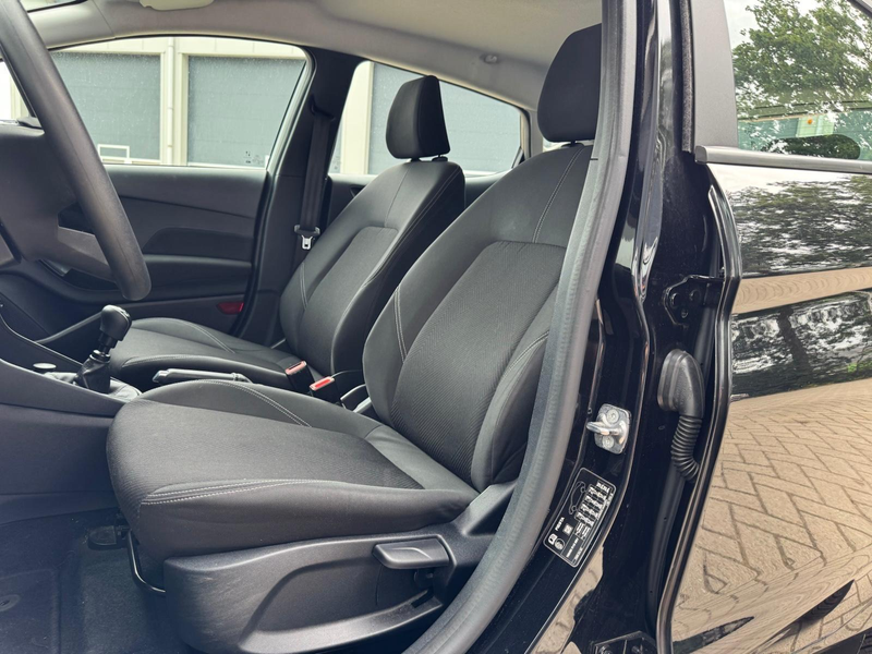 Ford Fiesta 1.0 EcoBoost Connected | LED | CarPlay | Navigatie — photo 5