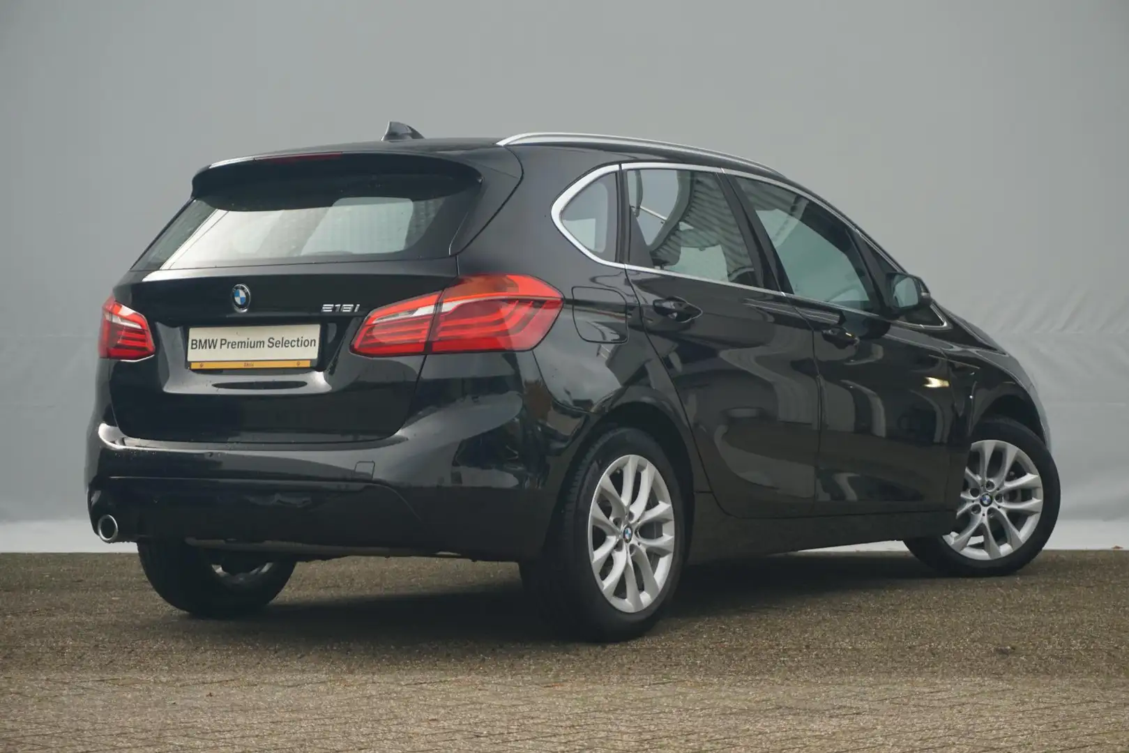 BMW 218 2 Serie Active Tourer 218i Executive Sport Line 17 Noir - 2