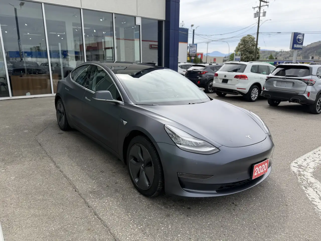 Tesla Model 3 снимка Tesla Model 3
